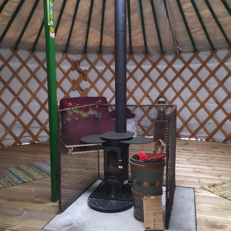 Отель The Yurt Isle of Gigha Экстерьер фото